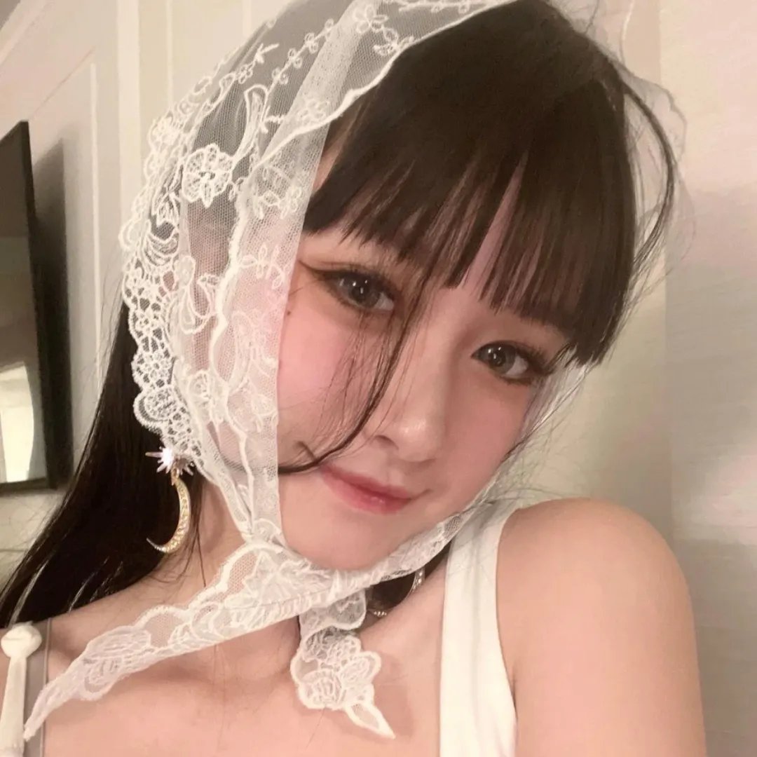 泡芙小姐